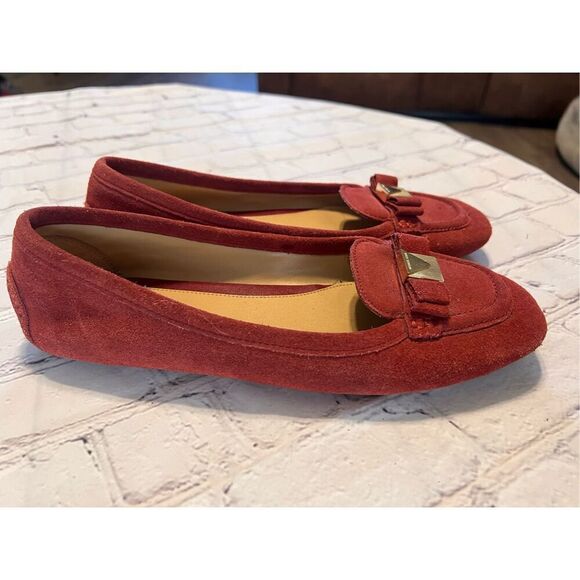 Michael Kors Size 8.5 Suede Leather Moccasin Driving Shoes Maroon Red Classy - Picture 5 of 11